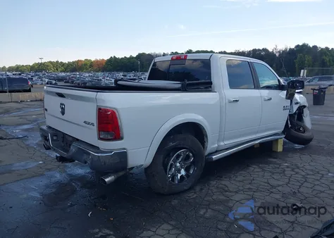 2015 Ram 1500 Laramie z USA, uszkodzony, nr VIN 1C6RR7NT1FS597527